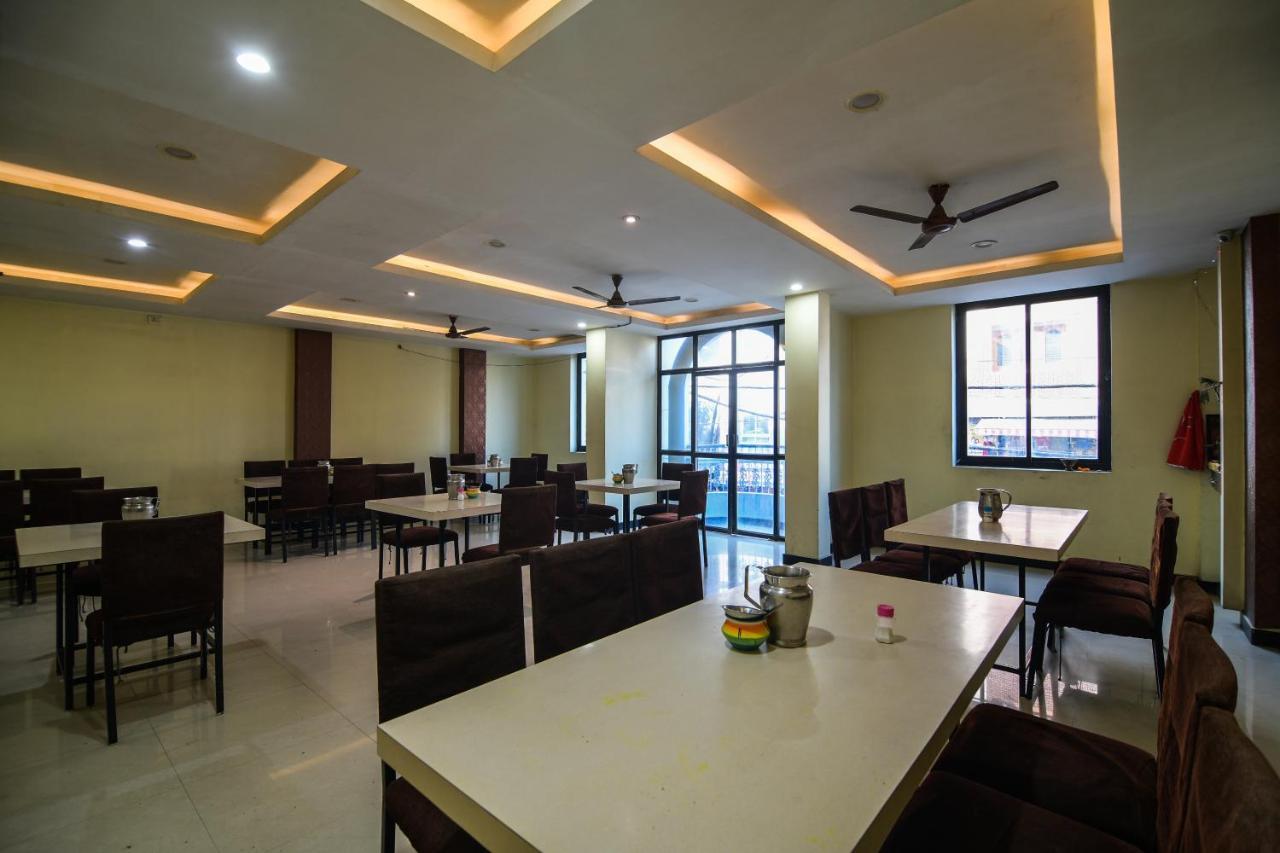 Hotel Shriram Удджайн Экстерьер фото